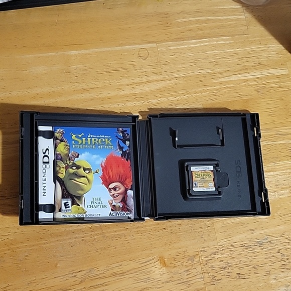 Shrek Forever After Nintendo DS game - Picture 2 of 4
